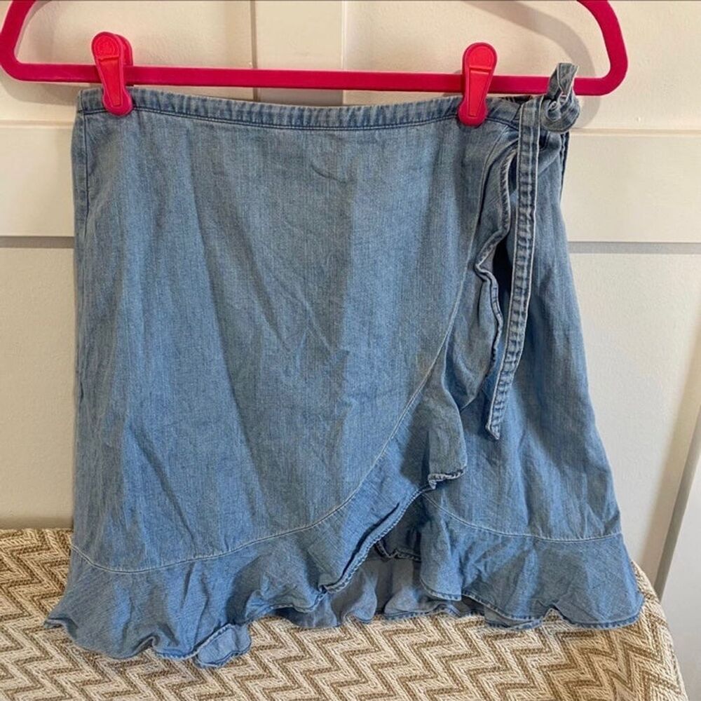 J. Crew Mercantile Women's Chambray Faux Wrap Mini Skirt Size Small - Picture 3 of 10